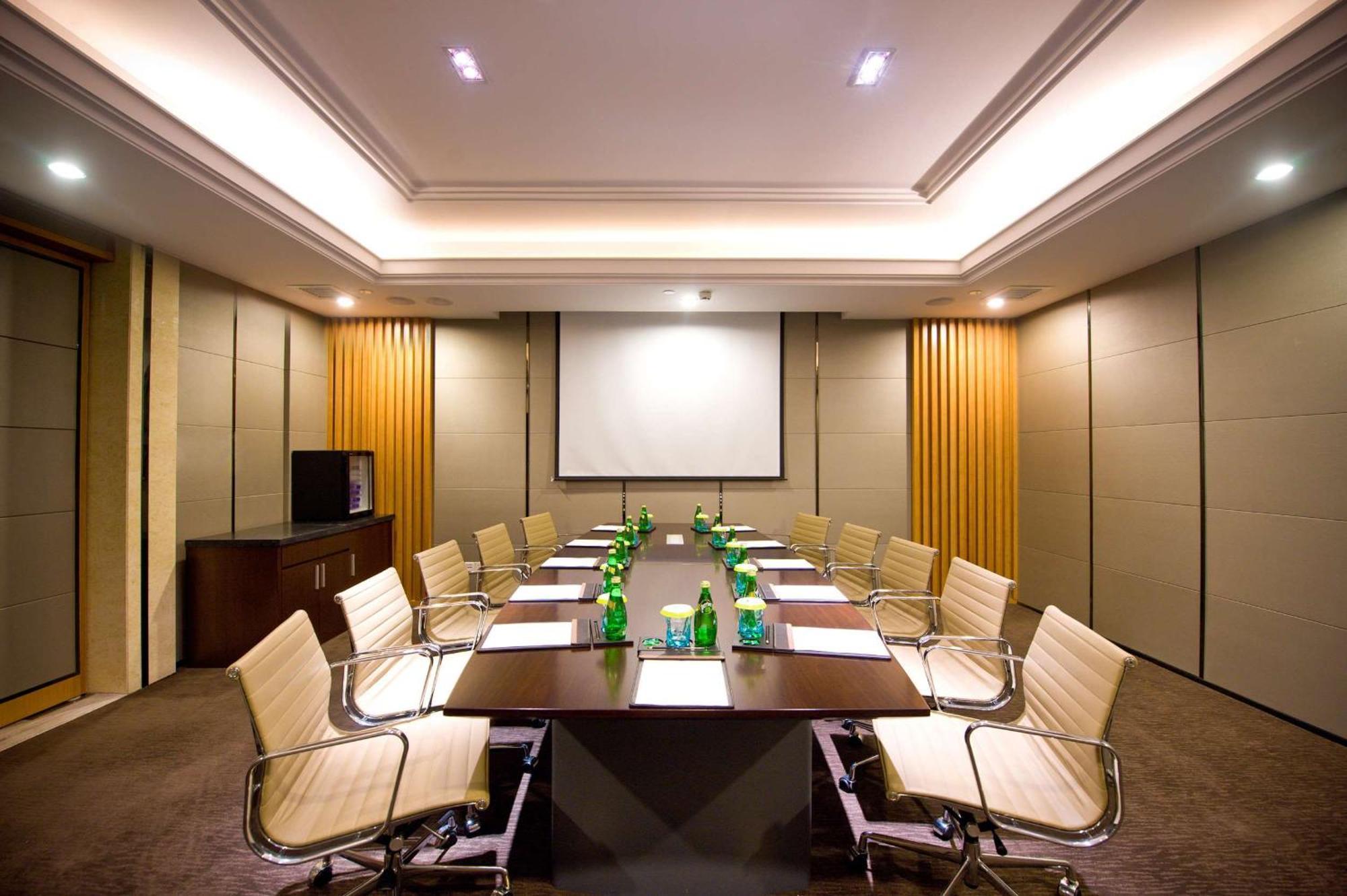 Hotel Doubletree By Hilton Chongqing - Guanyinqiao Railway Station Extérieur photo